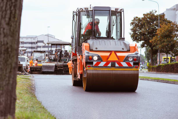 Best Driveway Paving Contractor  in Selah, WA